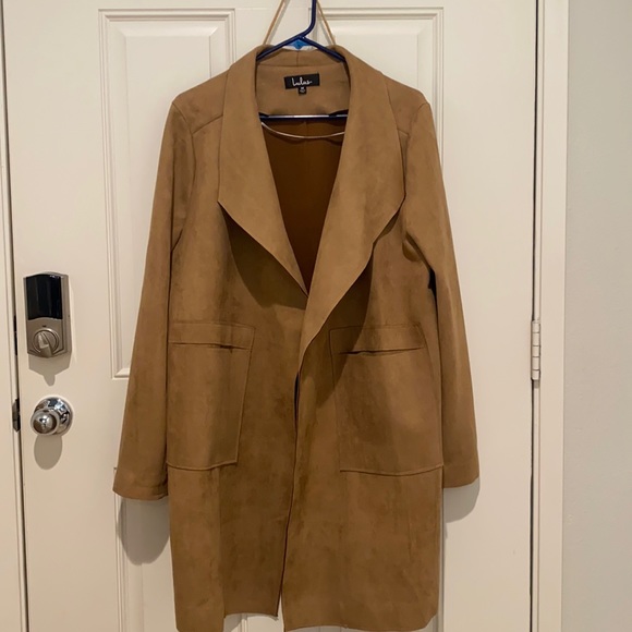 Lulus Jackets & Blazers - NWOT lulus “suede” long camel colored coat- oversized - please see some pen mark